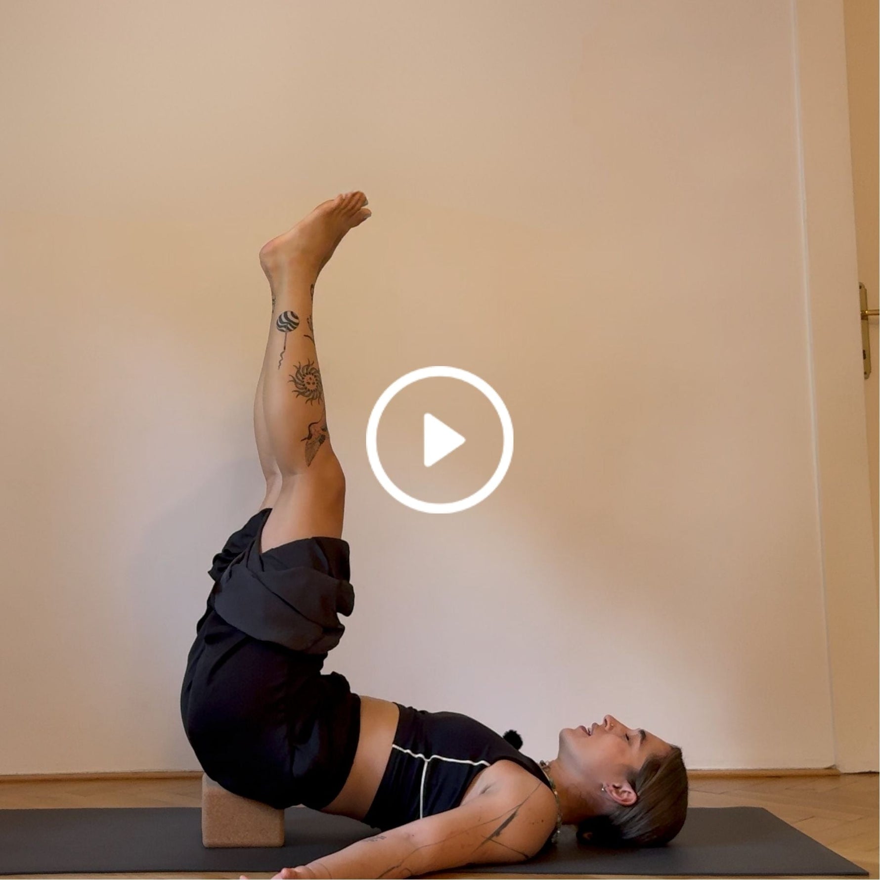 Dynamic Yoga Flow for Strong Legs, Arms, and Core