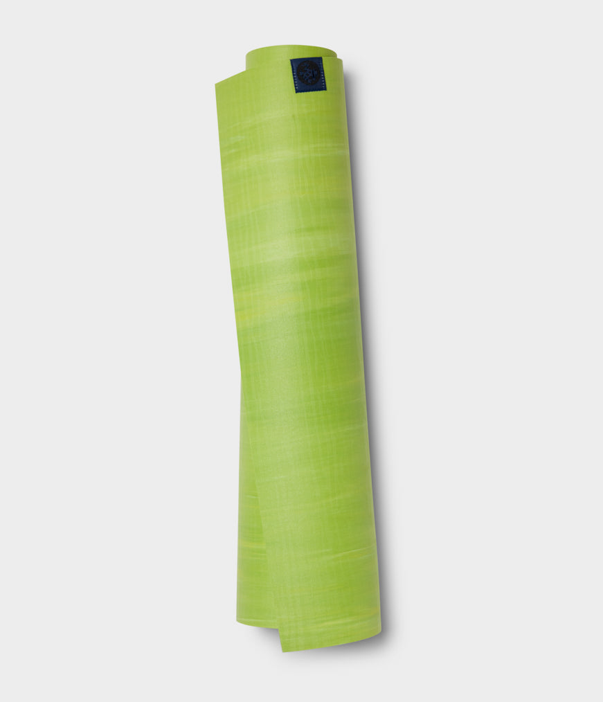Manduka PRO Lite Yoga Mat - Lightweight For Women and Men, Non Slip,  Cushion for Joint Support and Stability, 4.7mm Thick, 71 Inch (180cm),  Black Sage Green