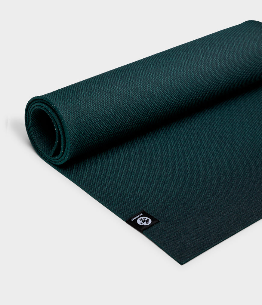 Manduka PRO Lite Yoga Mat – Lightweight Multipurpose Exercise Mat for Yoga,  Pilates, and Home Workout, 4.7mm Thick, 71 Inch (180cm), Purple Lotus