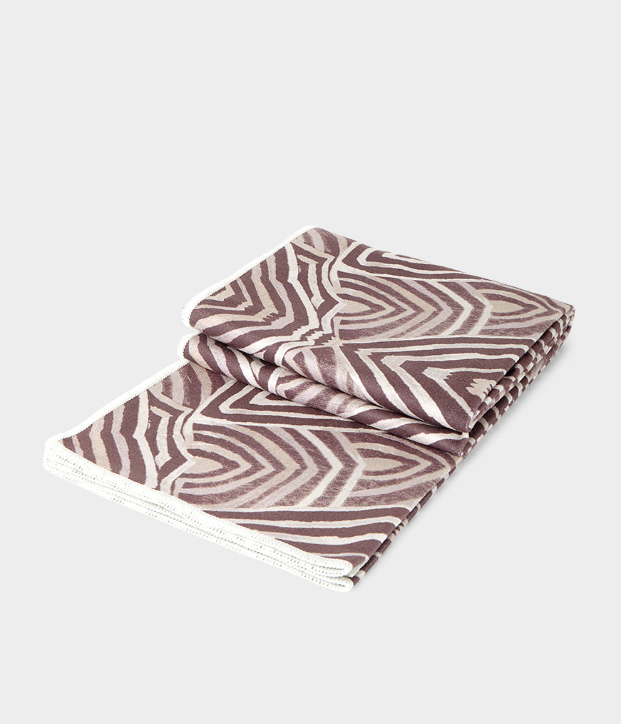 Microfiber Hot Yoga Mat Towel - eQua® | Manduka
