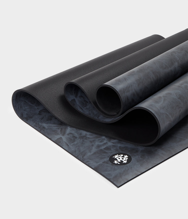 carbon-marbled